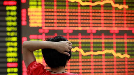 El euro cae a su nivel más bajo en 20 meses tras la derrota de Renzi en el referéndum