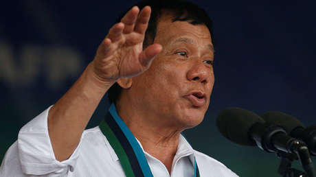 "Tengo problemas con estos malditos": Duterte parodia a Trump (VIDEO)