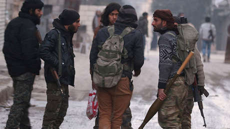 Moscú: Los terroristas podrían recibir armas tras el fin de las restricciones de EE.UU. en Siria
