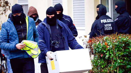 Varios refugiados violan a una joven alemana en Austria mientras se sacaban fotos