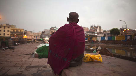 Empresario indio regala 90 casas a pobres en vez de gastarse 100.000 dólares en la boda de su hija