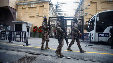 Amistad no deseada: ¿Quién le puso un arma en la mano al asesino del embajador ruso?