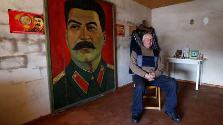 El club de fans que venera a Stalin