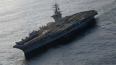 Encuentran a tres polizones franceses en un portaaviones que zarpó hacia EE.UU.