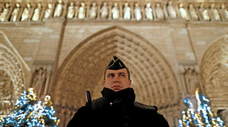 Francia: Cerca de 100.000 agentes velarán por la seguridad en la Nochevieja