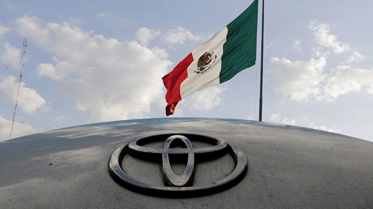 Trump advierte a Toyota de las consecuencias que tendrá construcción de una nueva planta en México