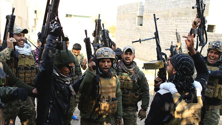Irak lanza una nueva ofensiva contra el Estado Islámico en la frontera con Siria 