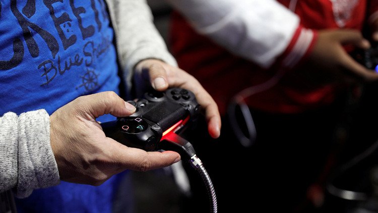 ¿Hacerse rico con los videojuegos?: Esto gana un 'gamer' profesional