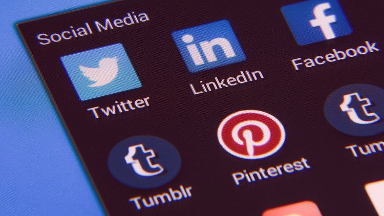 Un año antes de morir Zygmunt Bauman advirtió sobre la "trampa" de las redes sociales