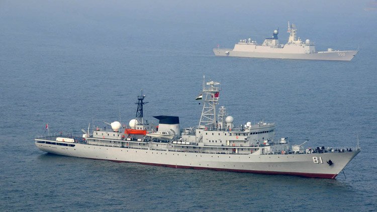 China anuncia por primera vez la botadura de un buque de inteligencia electrónica