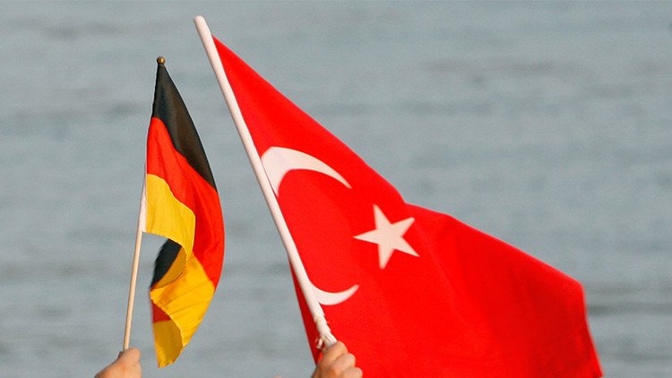 La mayor organización islámica de Alemania admite que sus imanes espiaron para Ankara
