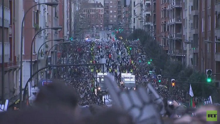 Miles de manifestantes marchan en Bilbao por los derechos de los presos ...