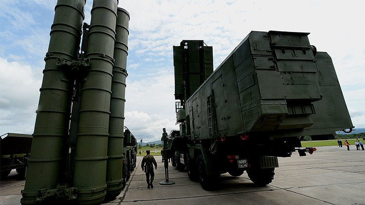 Rusia refuerza su escudo antimisiles en Crimea con los sistemas S-400 (VIDEO)