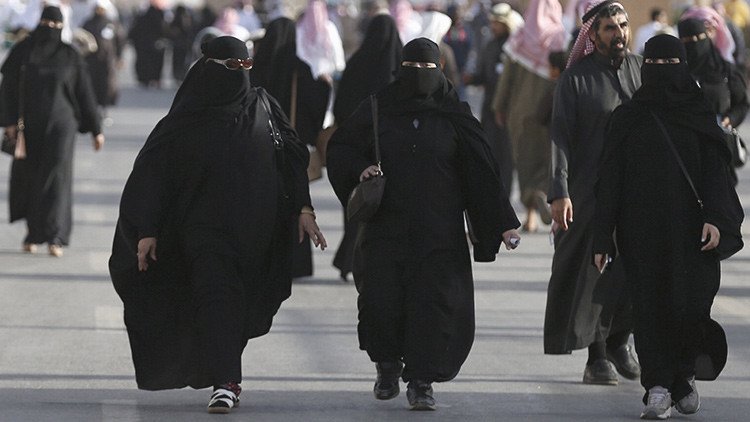 #IAmMyOwnGuardian: Las saudíes reclaman derogar la ley sobre el tutelaje masculino 