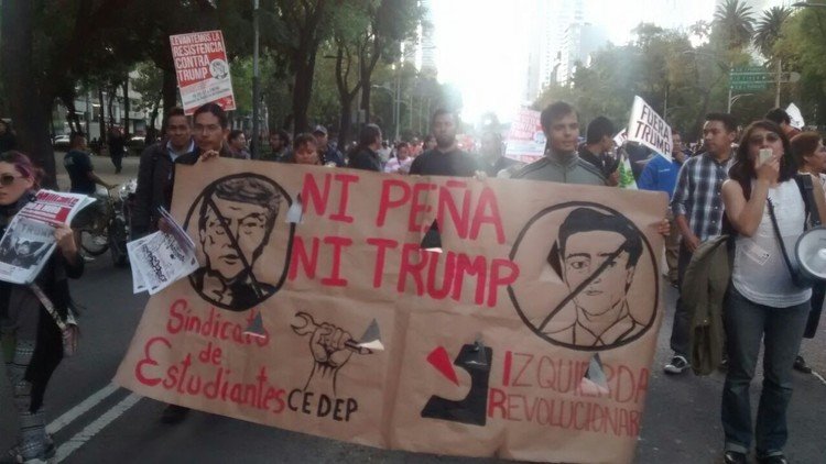 "No es mi presidente": comparan la toma de posesión de Trump con la de Peña Nieto del 2012