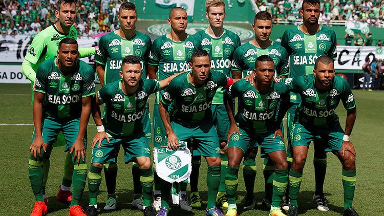 Chapecoense vuelve a jugar después de la tragedia aérea que sufrió en Colombia