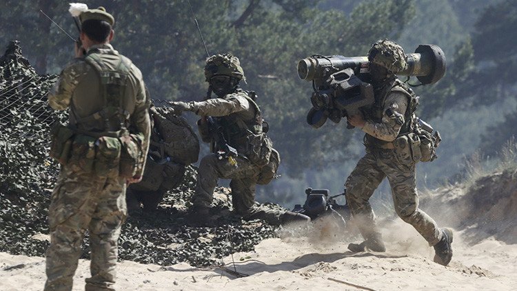 ¿Soldados volando en EasyJet? Ejército británico teme que Rusia pueda destruirlo "en una sola tarde"