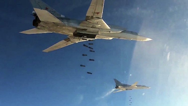 Seis bombarderos rusos atacan las posiciones del Estado Islámico en Siria