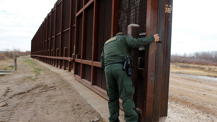 La disputa llega a la ONU: México no descarta demandar a Trump por el muro