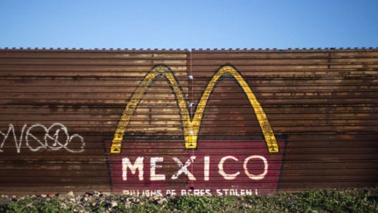 "México no pagará el muro, EE.UU. se lo cobrará por la fuerza"