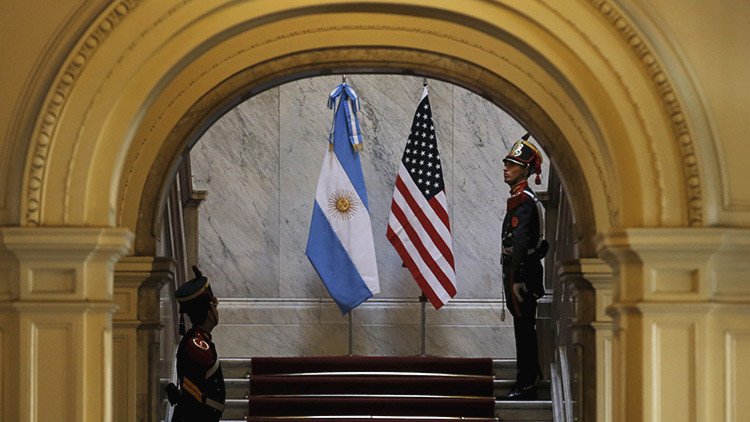 Una resolución de Trump complica el trámite de visa para los argentinos