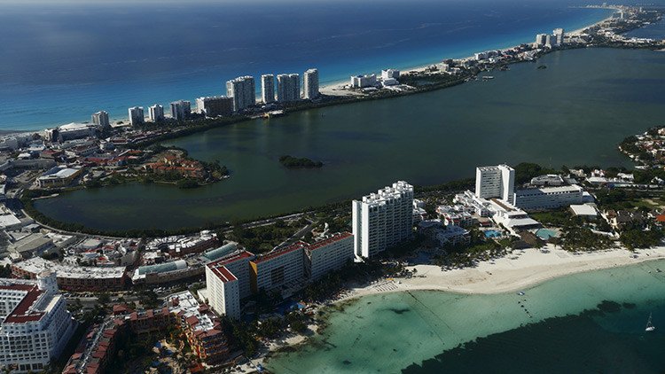 Cómo Trump busca apoderarse de 26 valiosas propiedades en las costas del Caribe mexicano