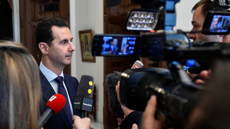 Assad: "Siria no pertenece a mi familia: cualquier ciudadano sirio tiene derecho a la presidencia"