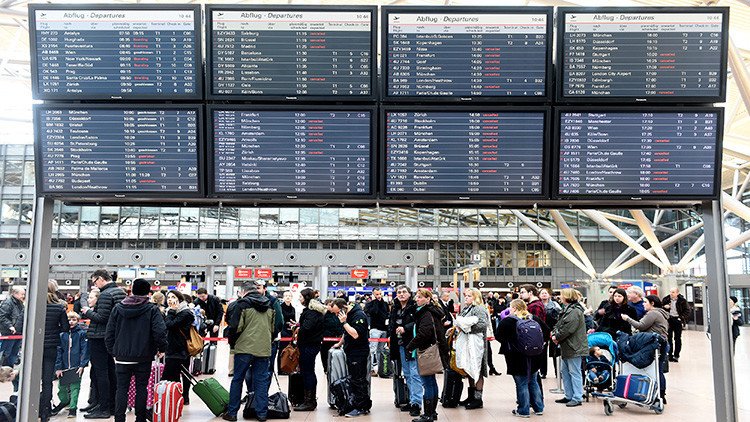 Al menos 50 afectados en el aeropuerto de Hamburgo por la fuga de una sustancia desconocida
