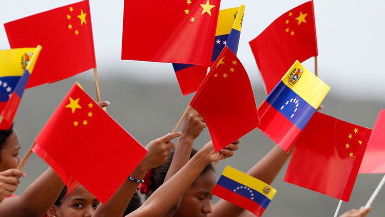 Venezuela y China firman 22 acuerdos de cooperación económica