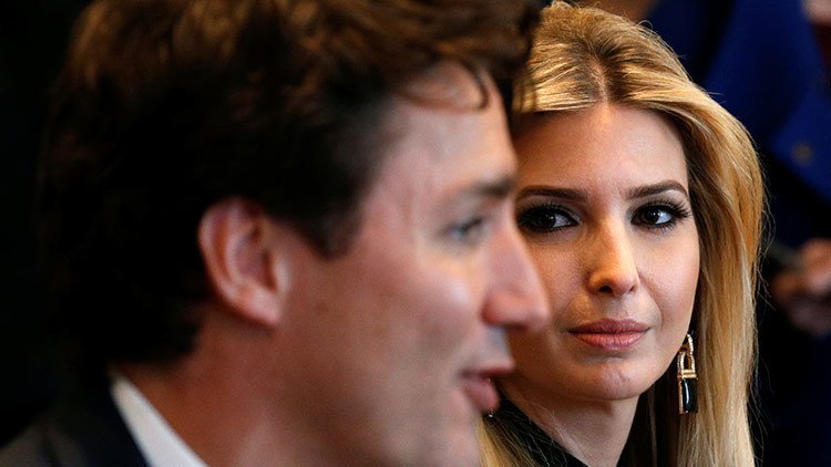 Las miradas de Ivanka Trump hacia el primer ministro de Canadá suscitan sospechas en la Red (FOTOS)