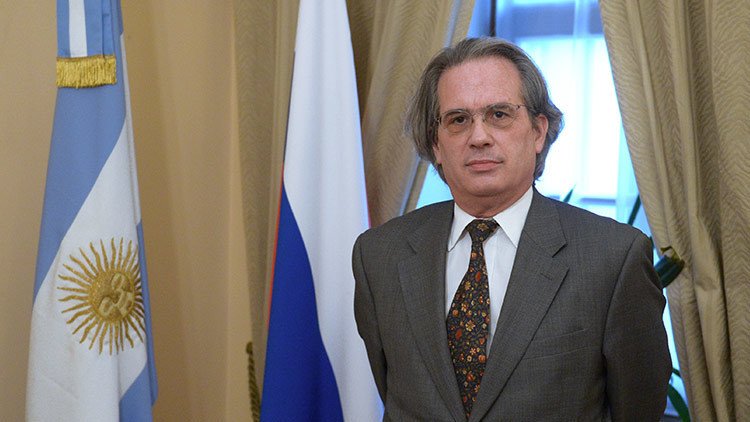 El embajador argentino en Rusia es desplazado por las críticas de su esposa a Macri