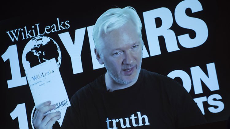 Lenín Moreno: "Assange tendrá que disminuir su intervención política en países amigos"