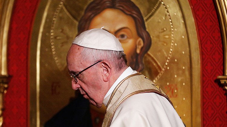 El papa Francisco redujo las sanciones contra varios clérigos culpables de abusos sexuales