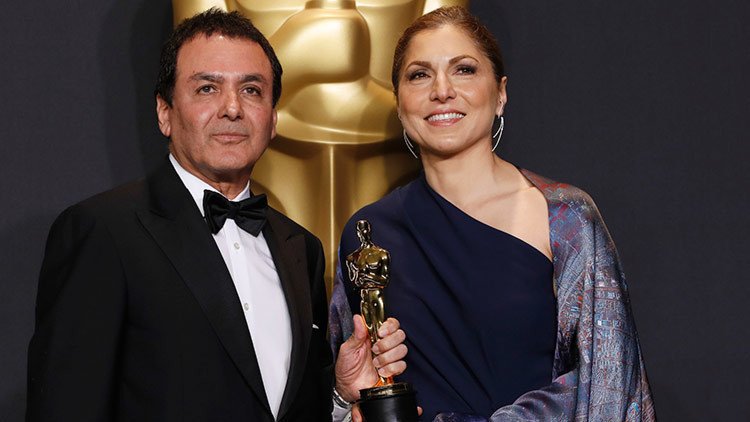 EE.UU. elimina el tuit en el que felicitó al director iraní que obtuvo un Oscar