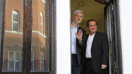 Un candidato presidencial en Ecuador promete retirar el asilo a Assange