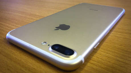 VIDEO: Apple analiza la grabación de un iPhone 7 'humeante'