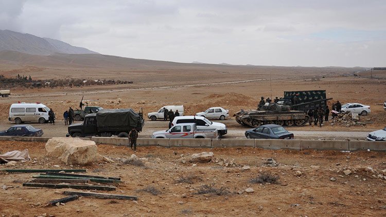 Nuevos videos de RT desde Palmira: Siria combate al Estado Islámico y destruye sus tanques