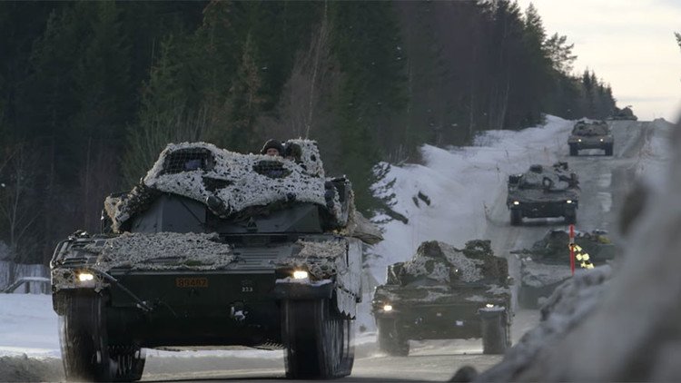 VIDEO: 8.000 soldados de la OTAN llevan a cabo ejercicios cerca de la frontera entre Noruega y Rusia