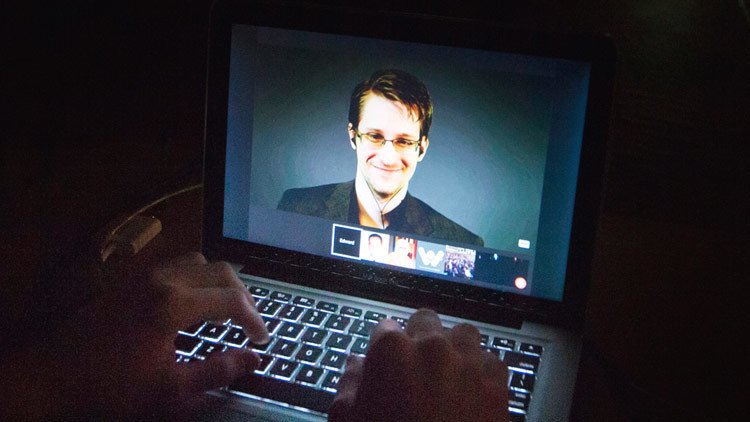 Los consejos de Edward Snowden a Donald Trump sobre la vigilancia de comunicaciones