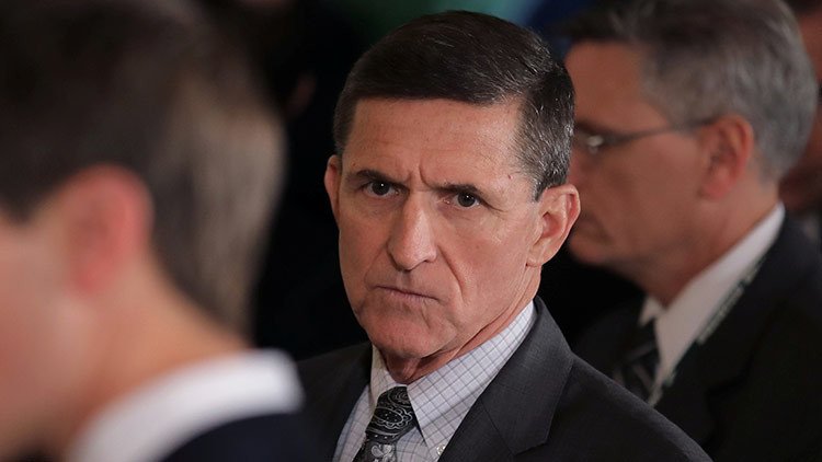 "Nueva etapa paranoica": Michael Flynn ocultó un "contacto" con una estudiante rusa, según WSJ