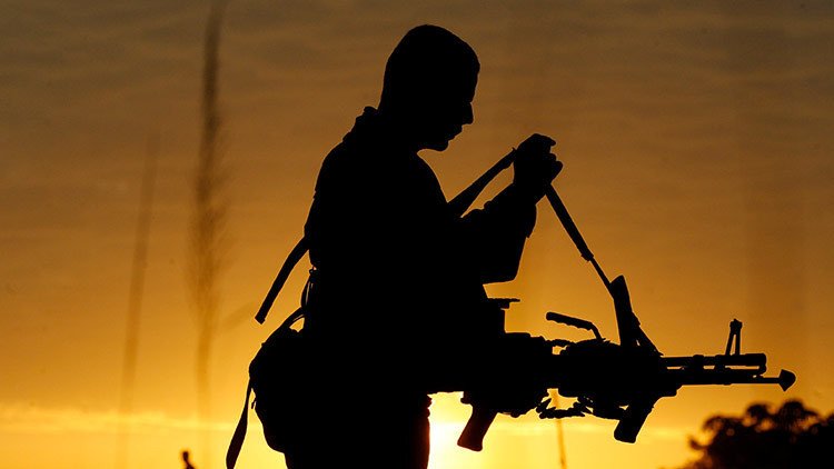 El negocio de la guerra: empresas que contratan a colombianos para ser mercenarios en Medio Oriente