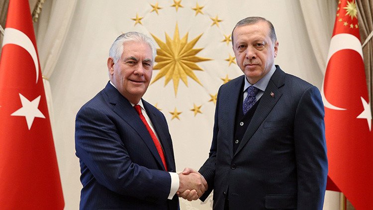 Los tres temas clave de la visita de Tillerson a Turquía
