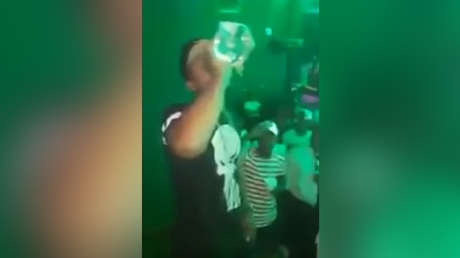 Muere tras beberse de un trago una botella de tequila por una apuesta