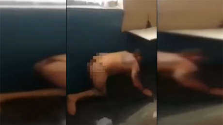 FUERTE VIDEO: Reos son humillados y obligados a usar ropa interior de mujer en una cárcel mexicana