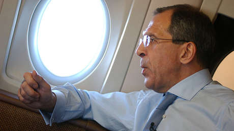 Foto: Lavrov celebra un cumpleaños "de altura" (como no lo ha visto nunca)