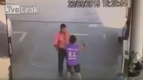 Se decide a robar, sin imaginar lo que pasa a sus espaldas