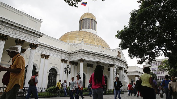 El Parlamento venezolano iniciará el proceso para destituir a los magistrados del TSJ