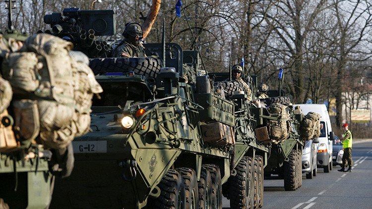 VIDEO: La OTAN instala un grupo de combate en Polonia con obuses y misiles cerca de la frontera rusa