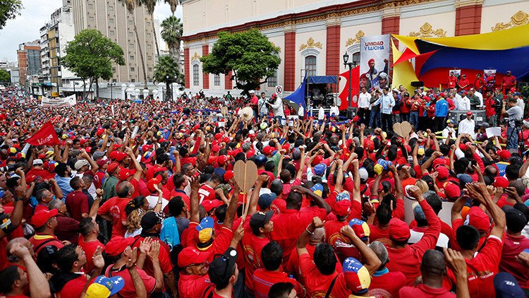 "Se está levantando una nueva ola revolucionaria en América Latina"