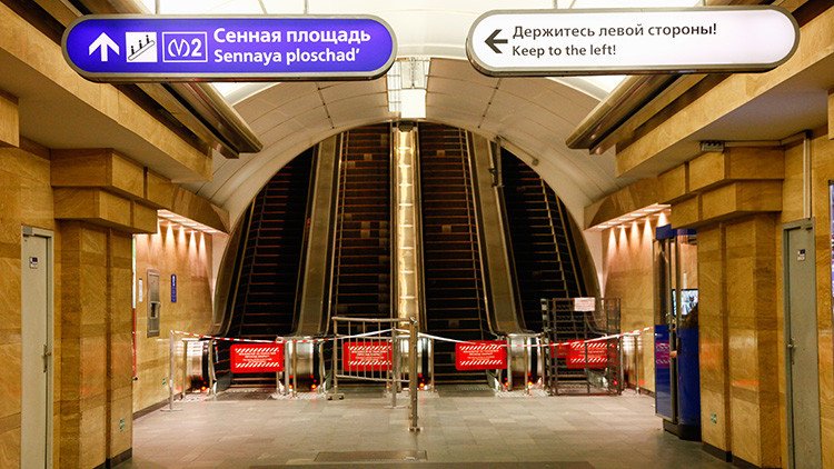 San Petersburgo: Cierran una estación de metro por un objeto sospechoso